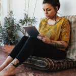 ¿Cómo es la carga laboral de los trabajadores de plataformas digitales en web?